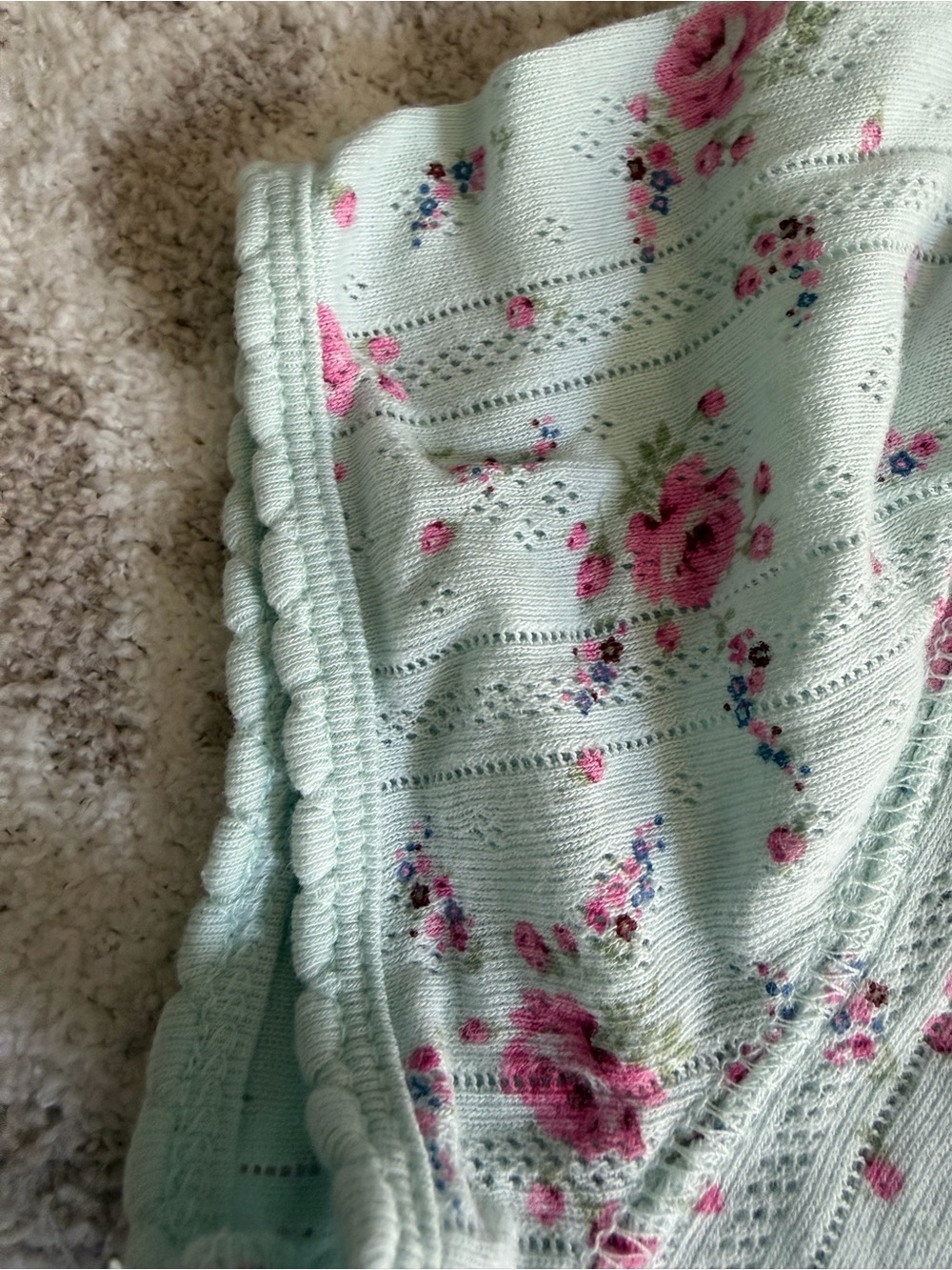 GAP Mint Short Sleeve Scoop Neck Tee with Pink Rose Print - Picture 4 of 5
